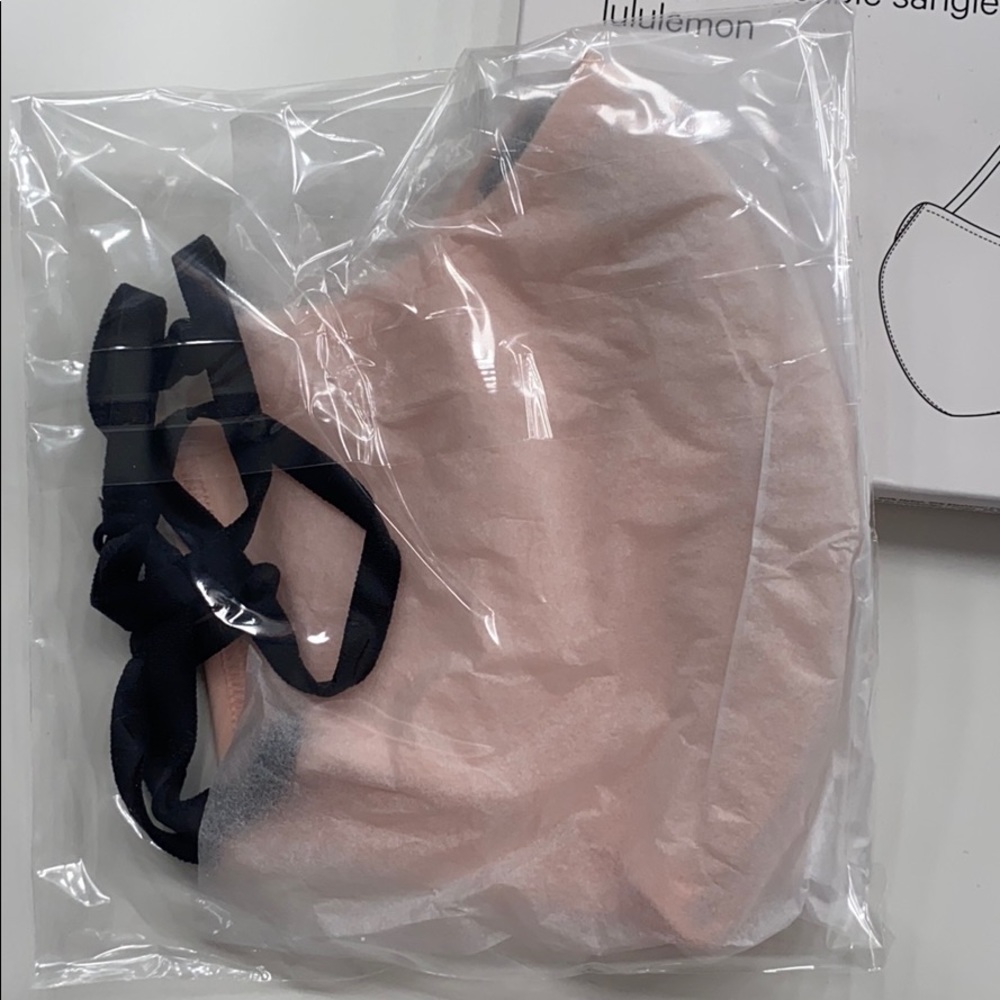 Lululemon Mask - Picture 3 of 5